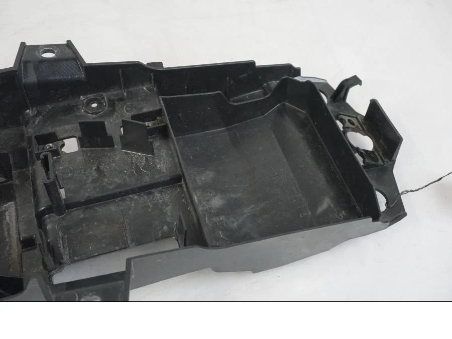 Undertail - Image 9