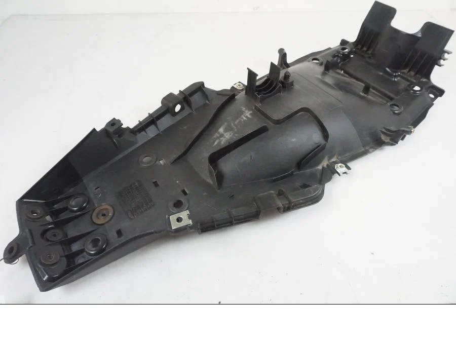 Undertail - Image 5