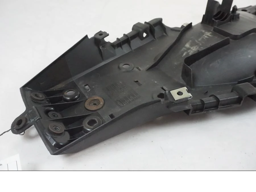 Undertail - Image 6