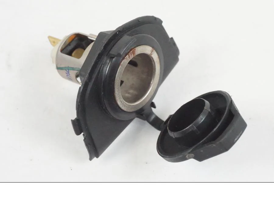 El uttag 12 V - Image 2