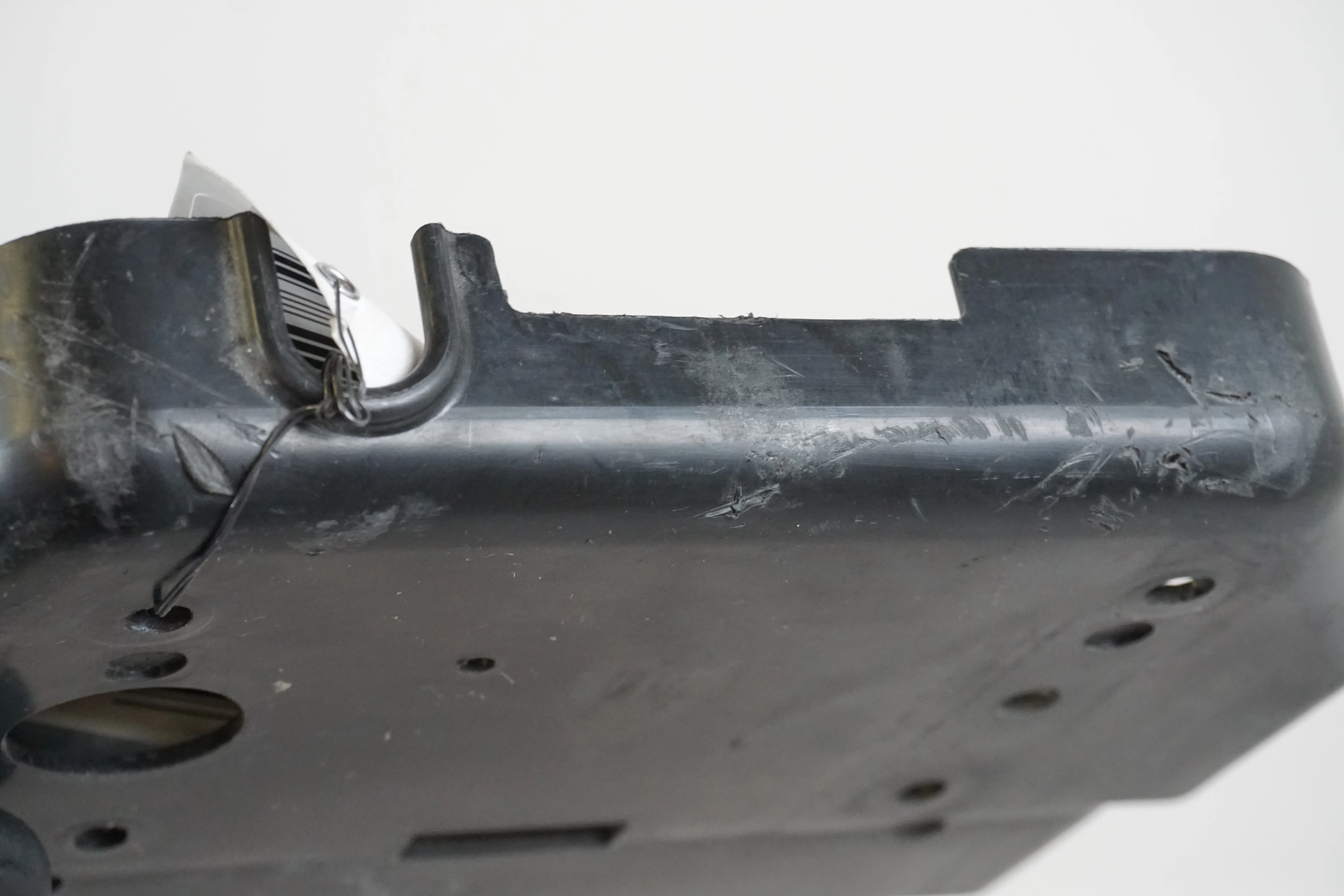 Undertail - Image 6