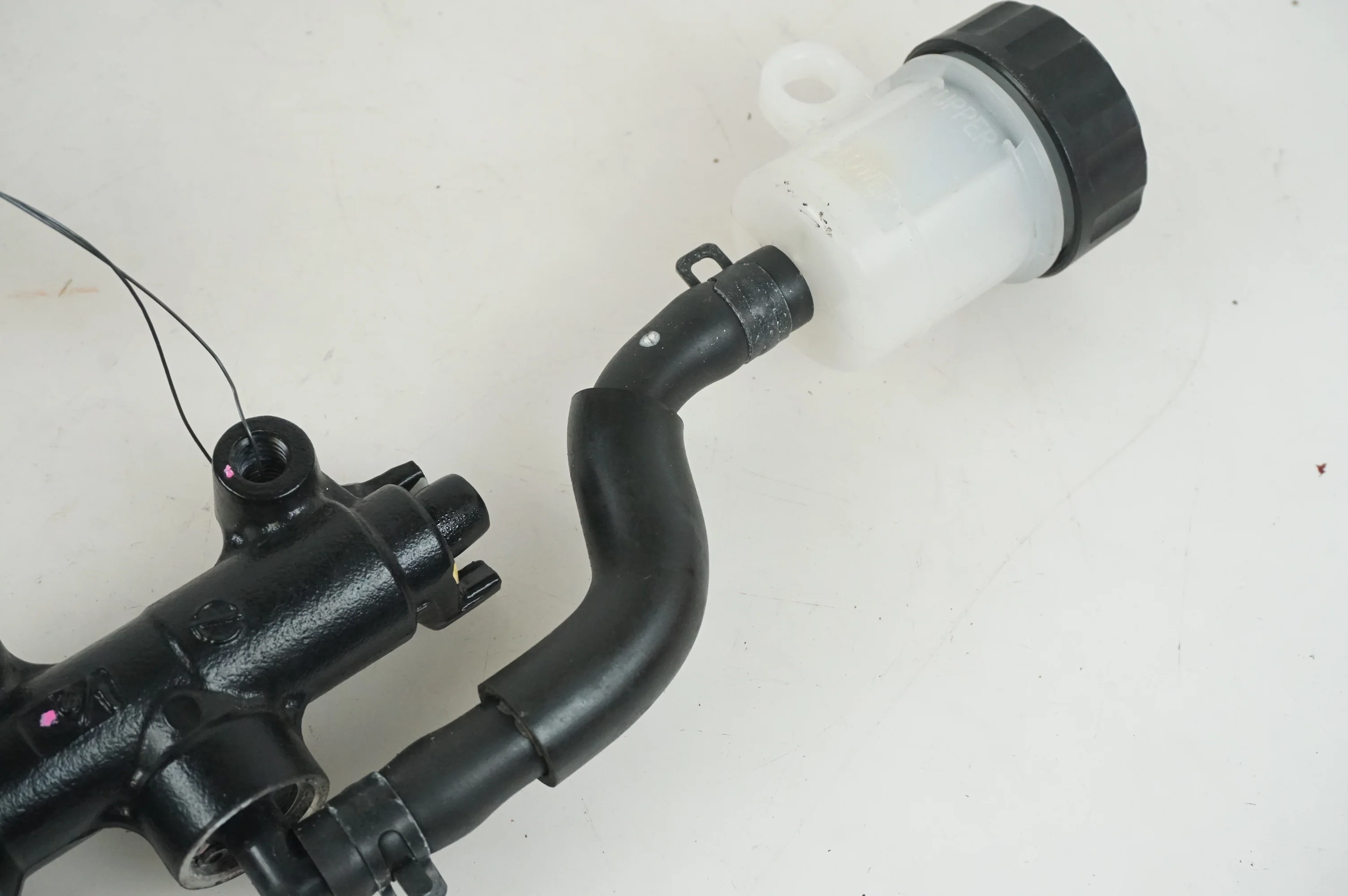 Bromshuvudcylinder - Image 6