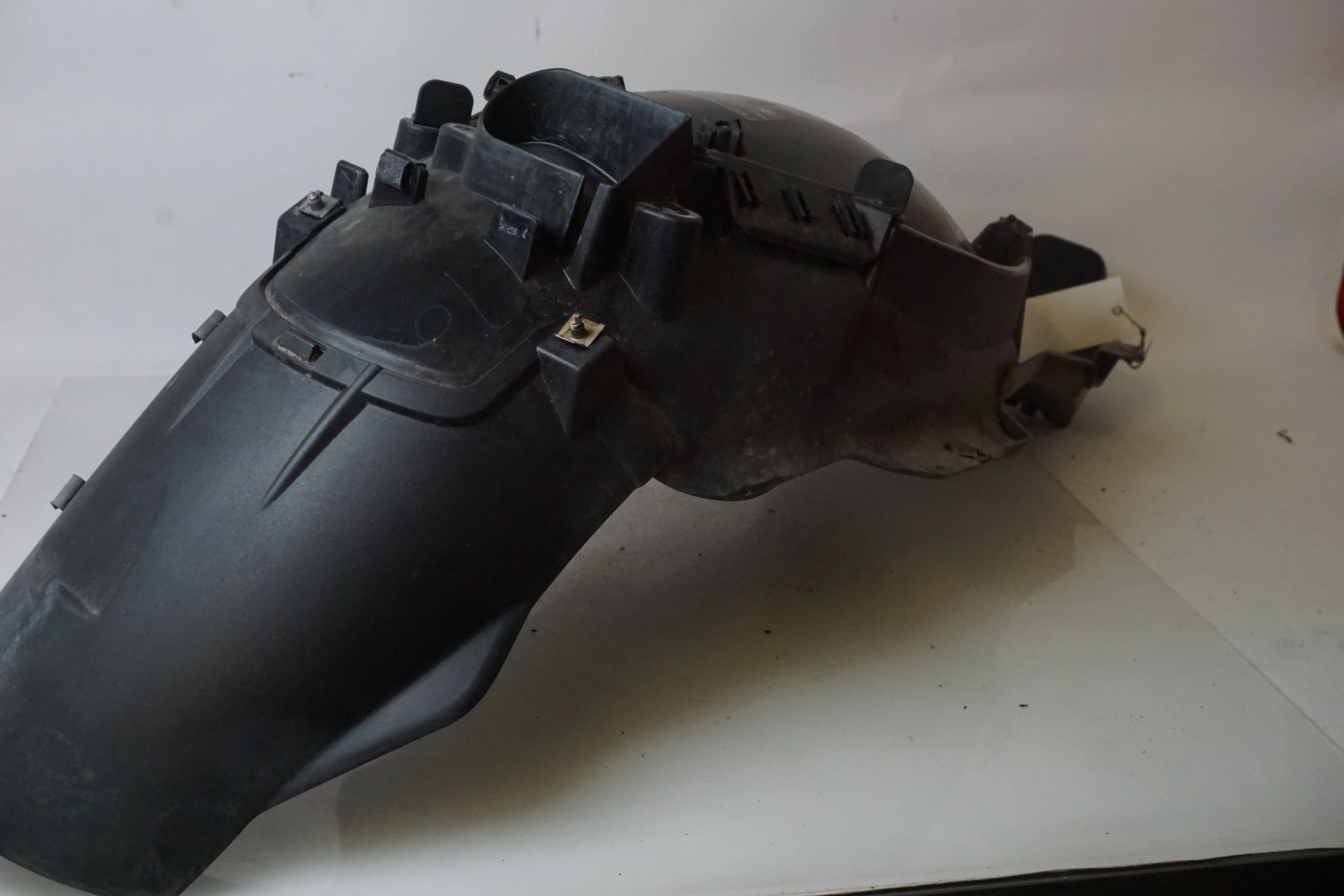 Undertail - Image 5