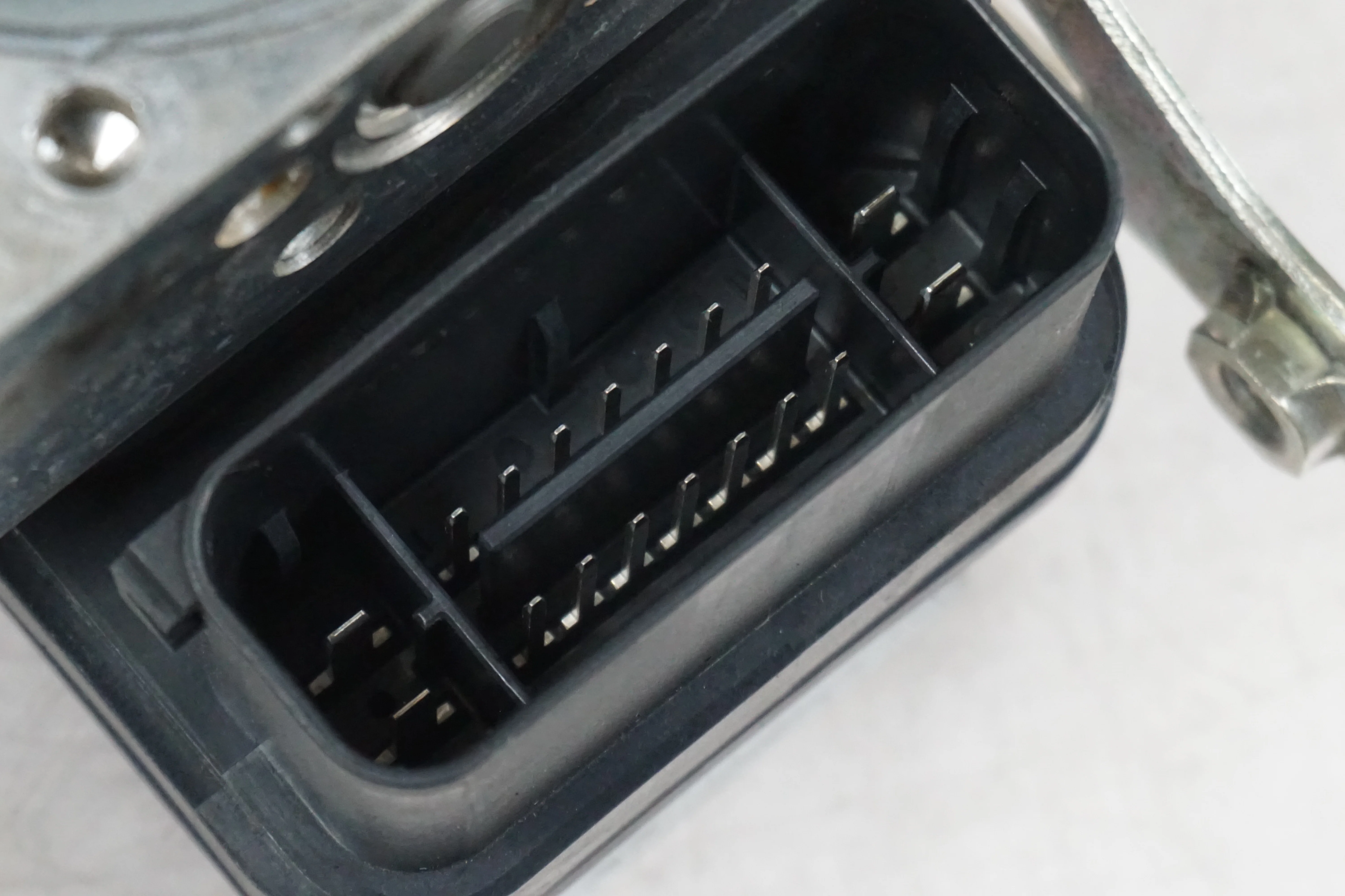 ABS Modulator - Image 7