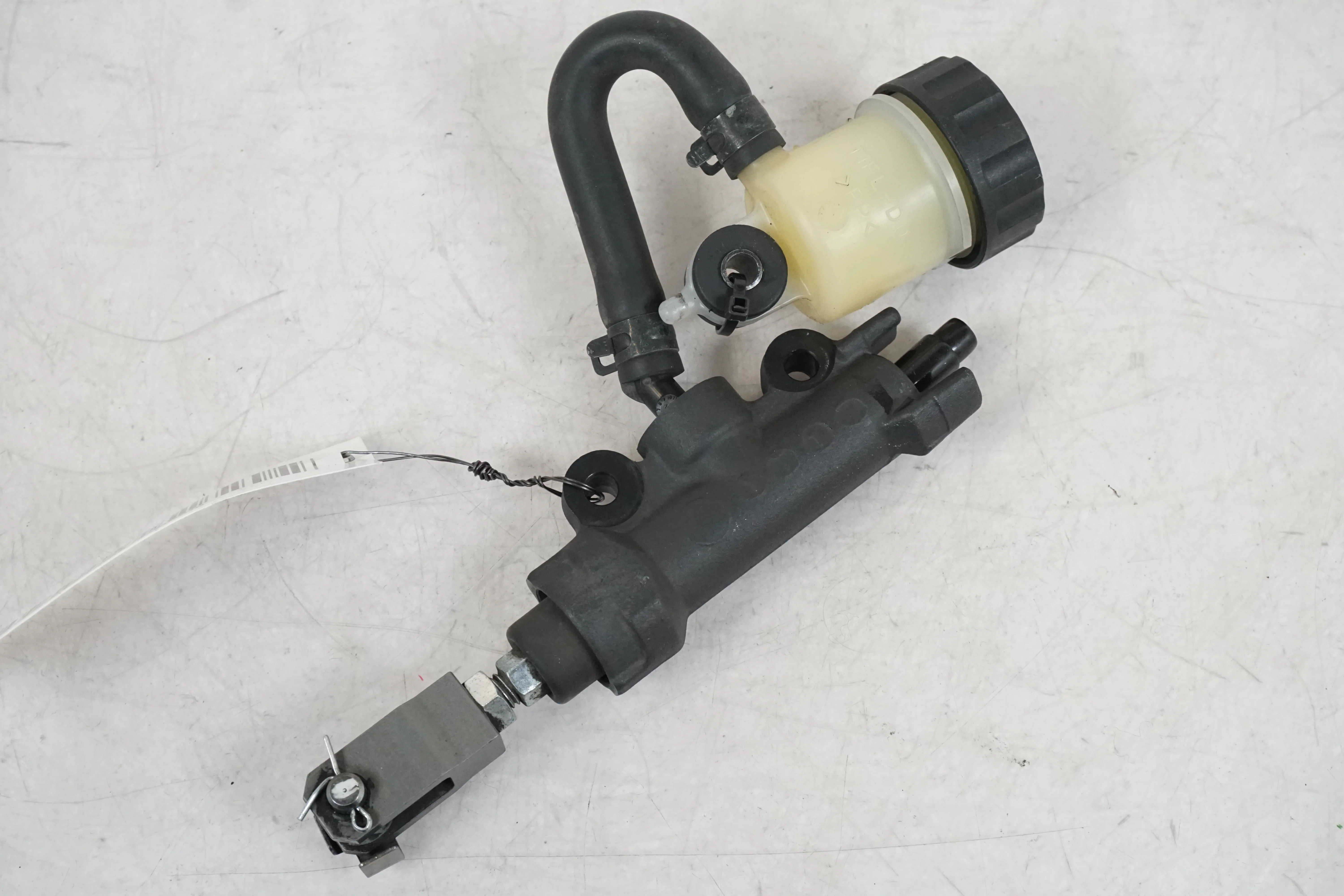 Bromshuvudcylinder - Image 3