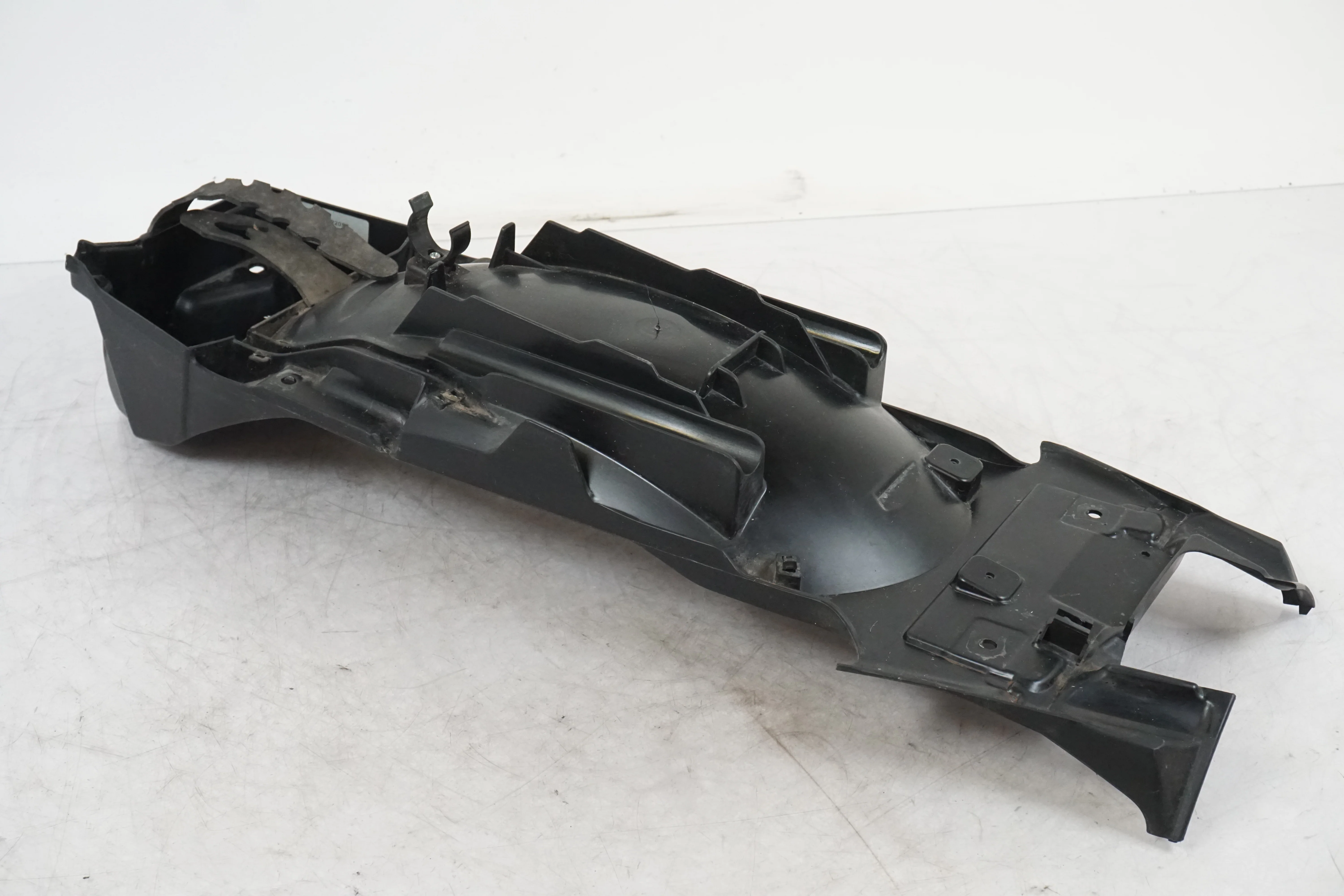 Undertail - Image 5