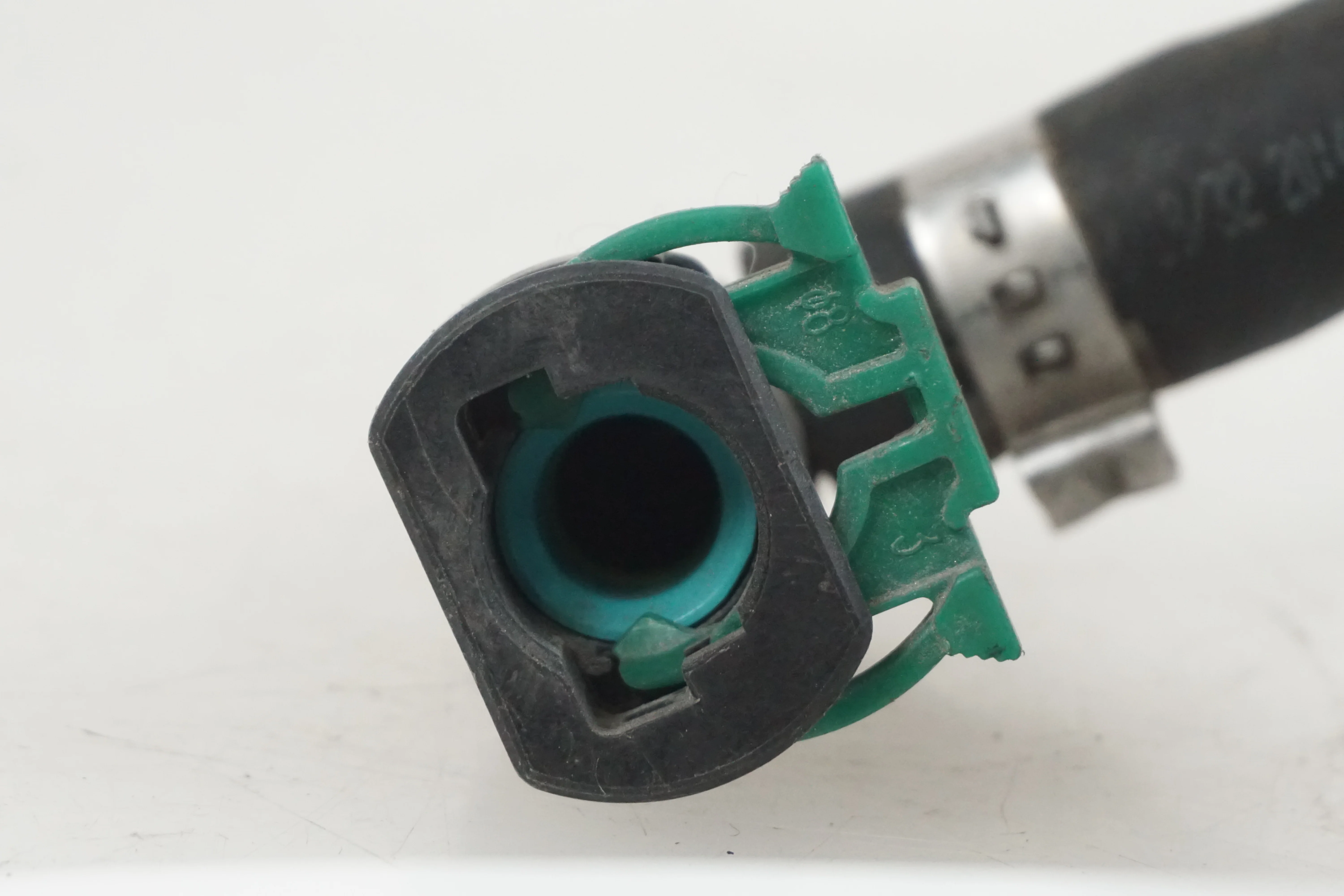 Fuel Rail - Image 6