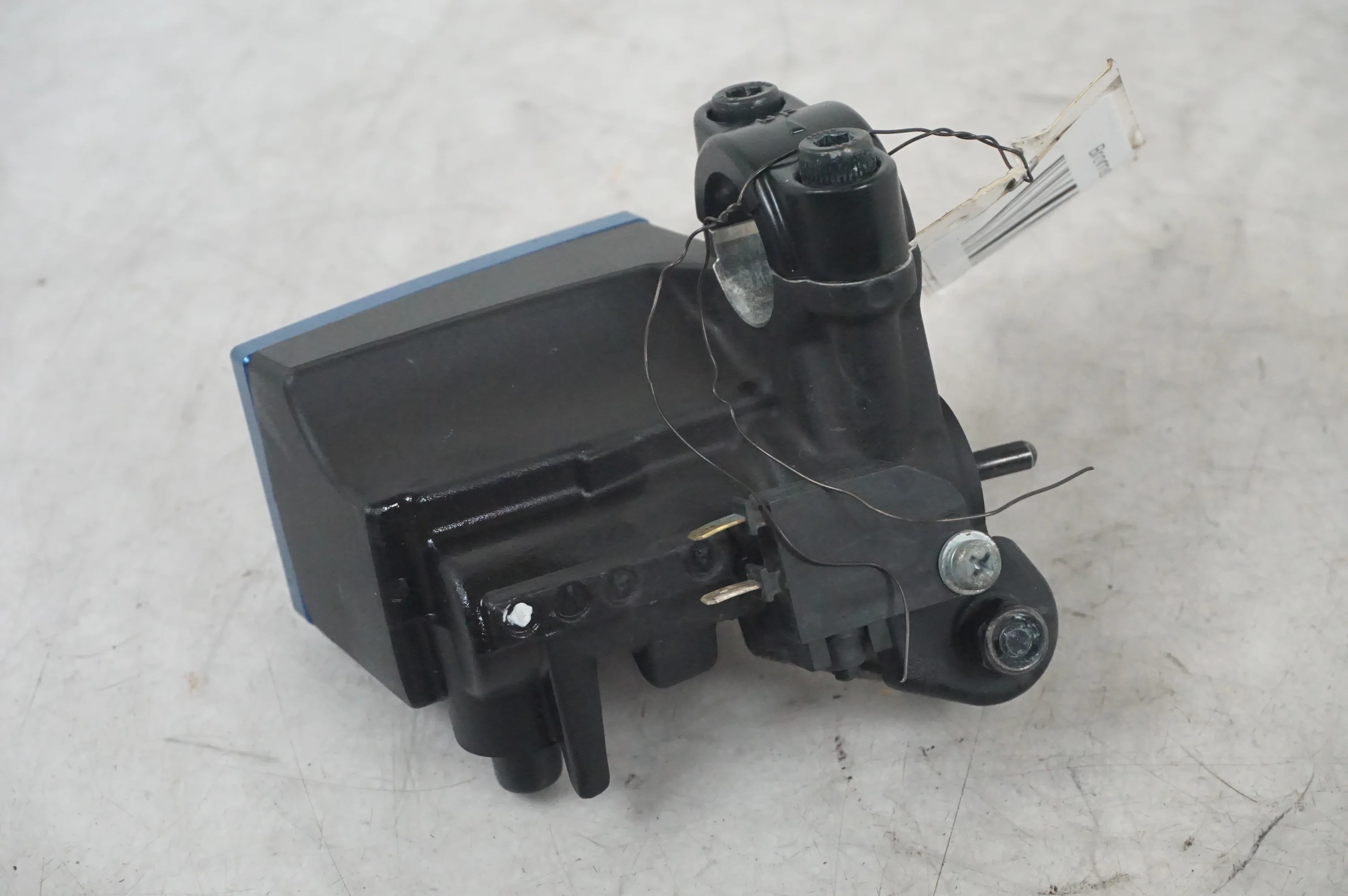 Bromshuvudcylinder - Image 3