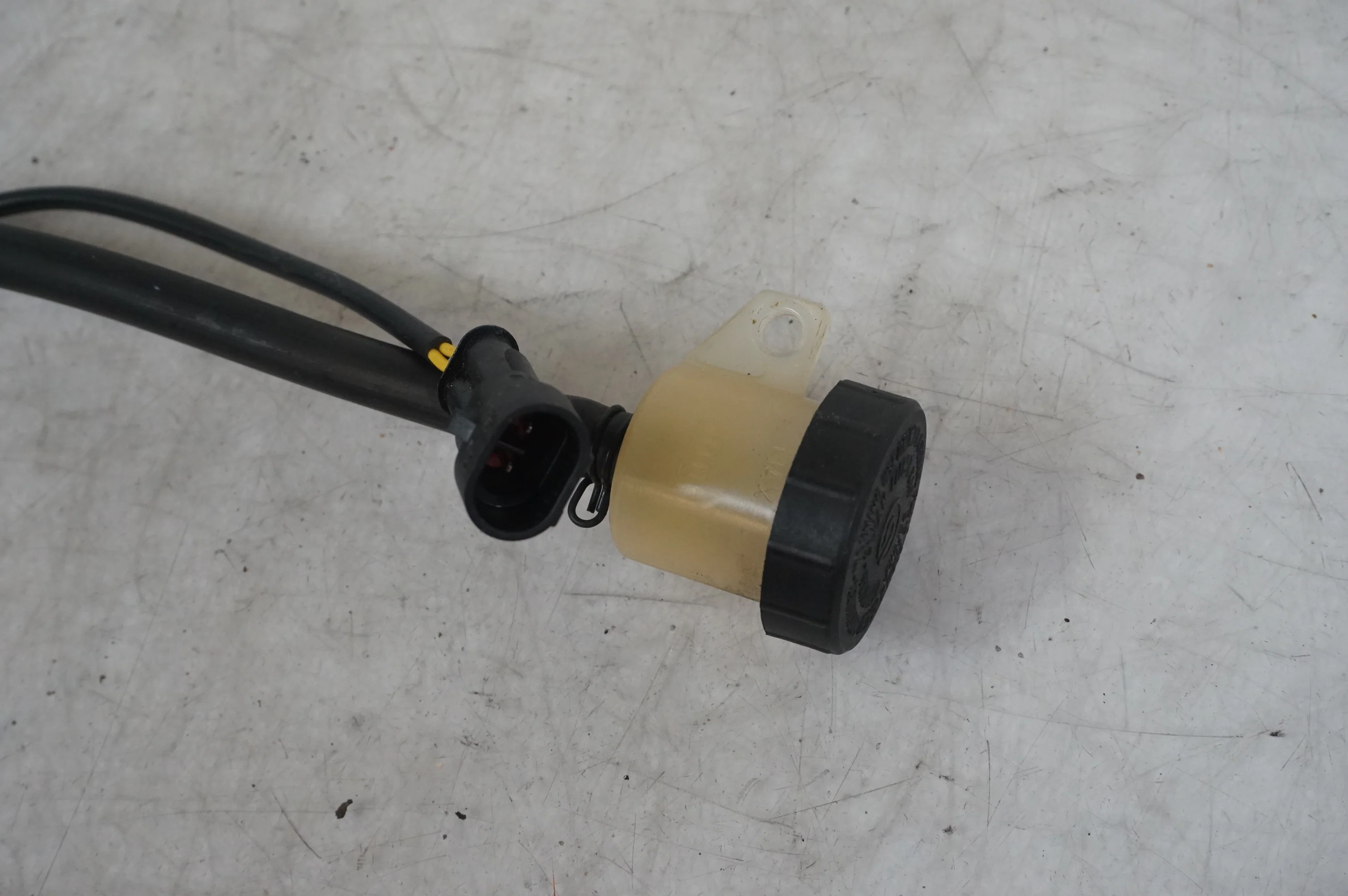 Bromshuvudcylinder - Image 5