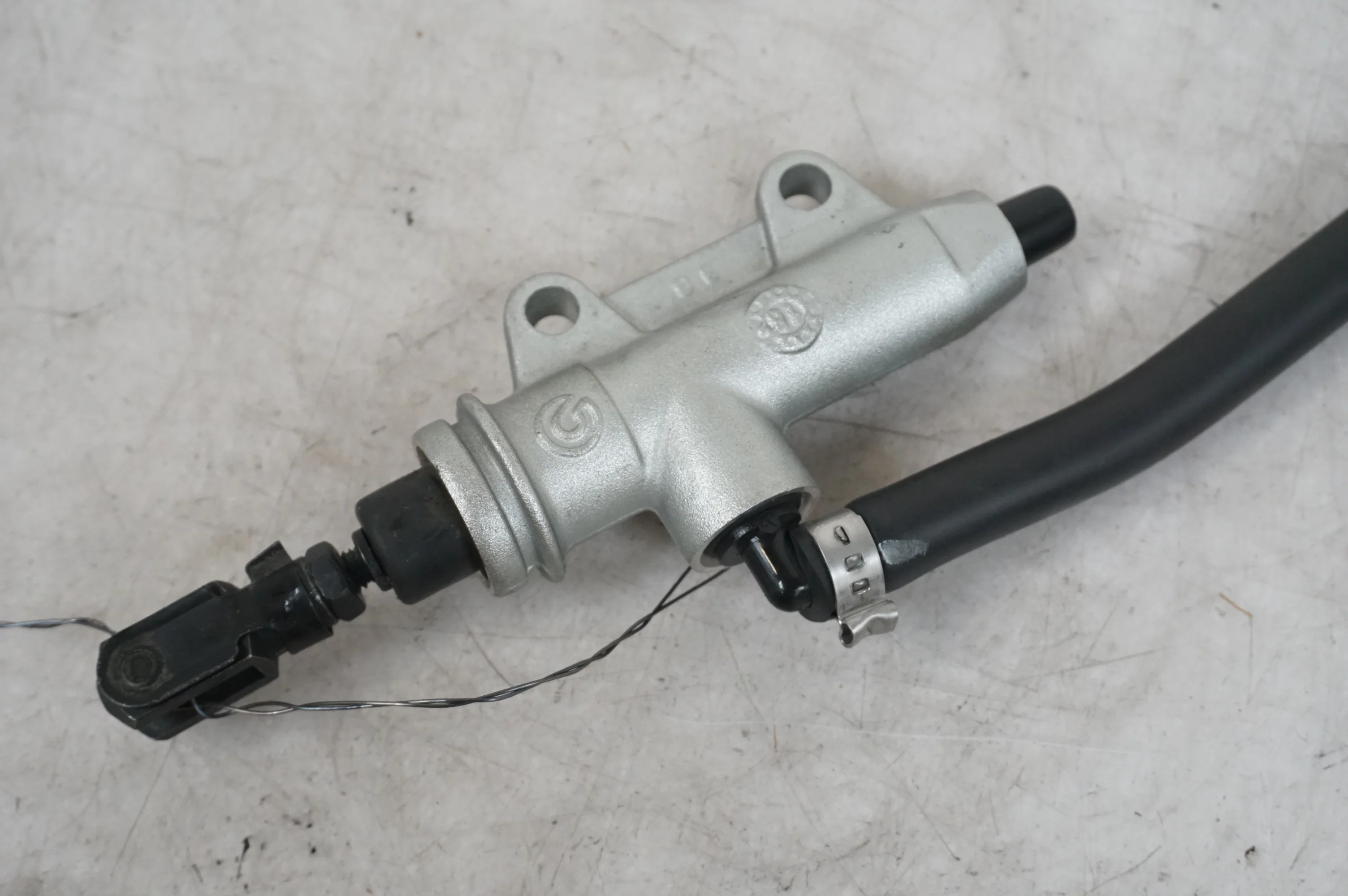 Bromshuvudcylinder - Image 4