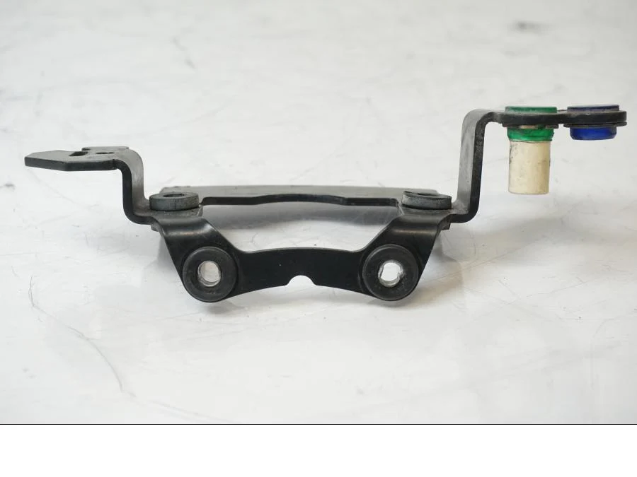 Instrumentpanelsfäste - Image 7
