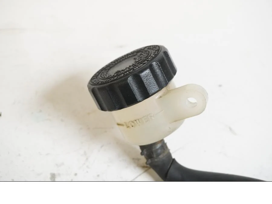 Bromshuvudcylinder - Image 2