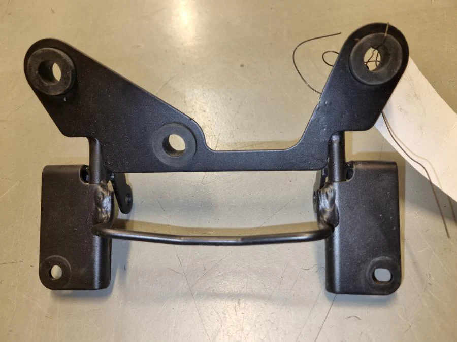 Instrumentpanelsfäste - Image 2