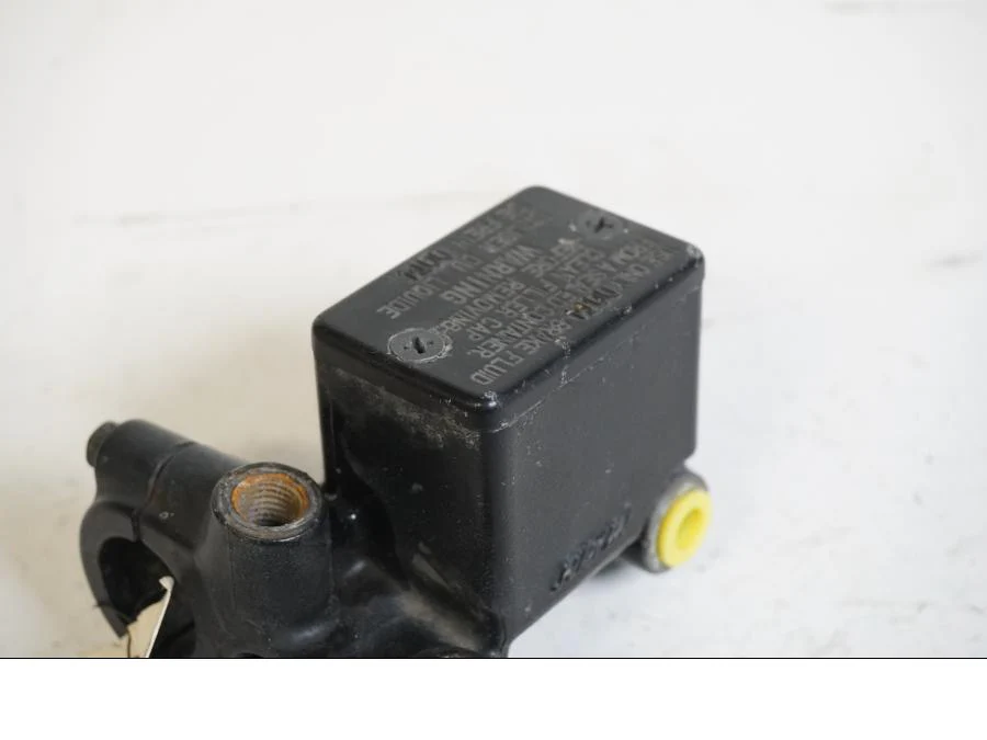 Bromshuvudcylinder - Image 3