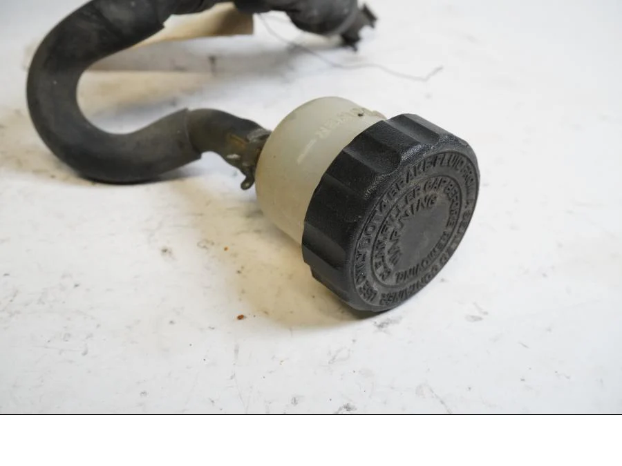 Bromshuvudcylinder - Image 3