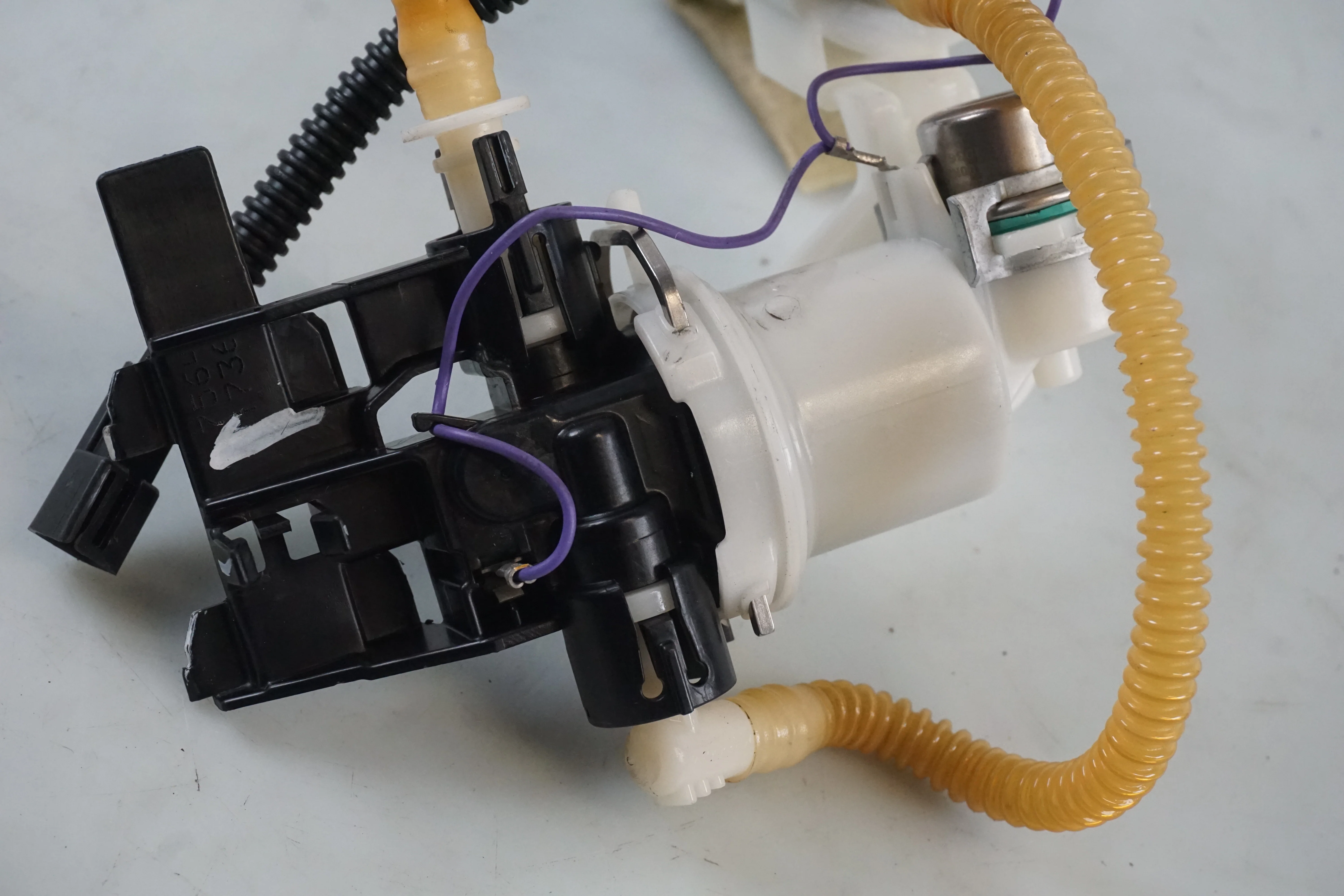 Bensinpump insprut - Image 7