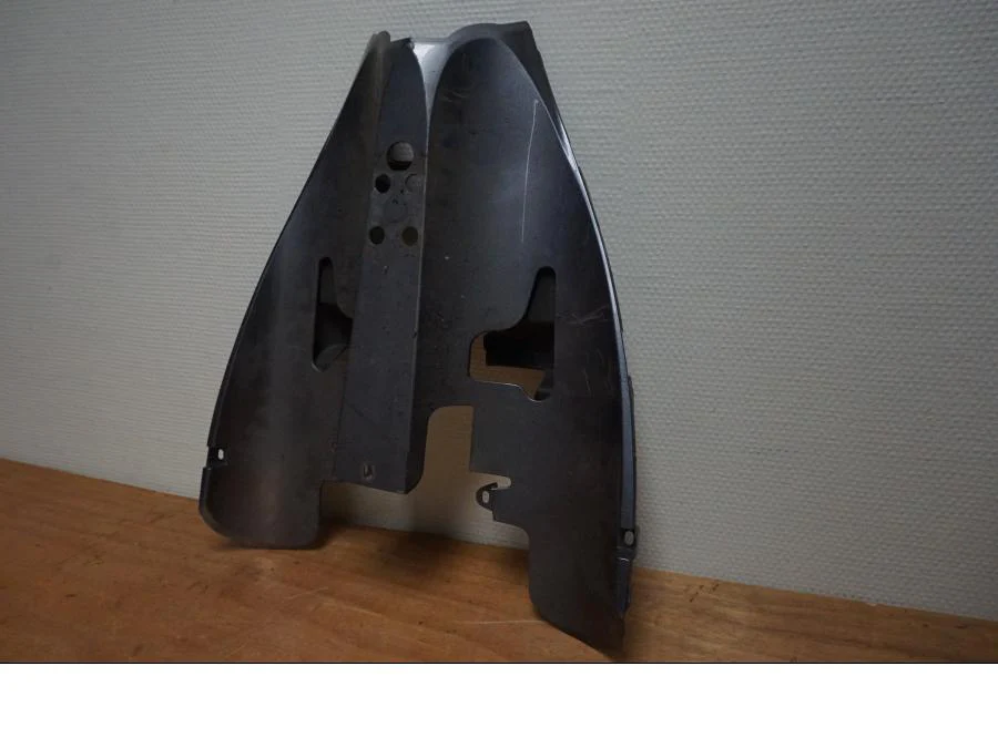 Undertail - Image 3