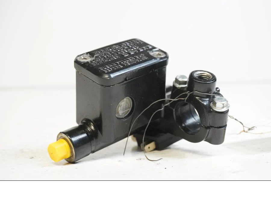 Bromshuvudcylinder - Image 2