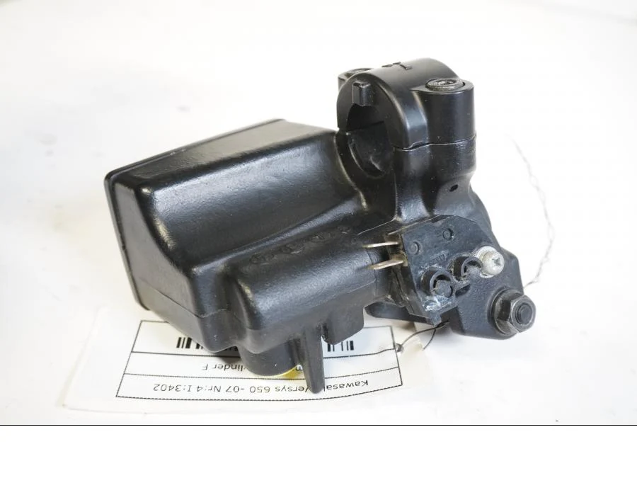 Bromshuvudcylinder - Image 3