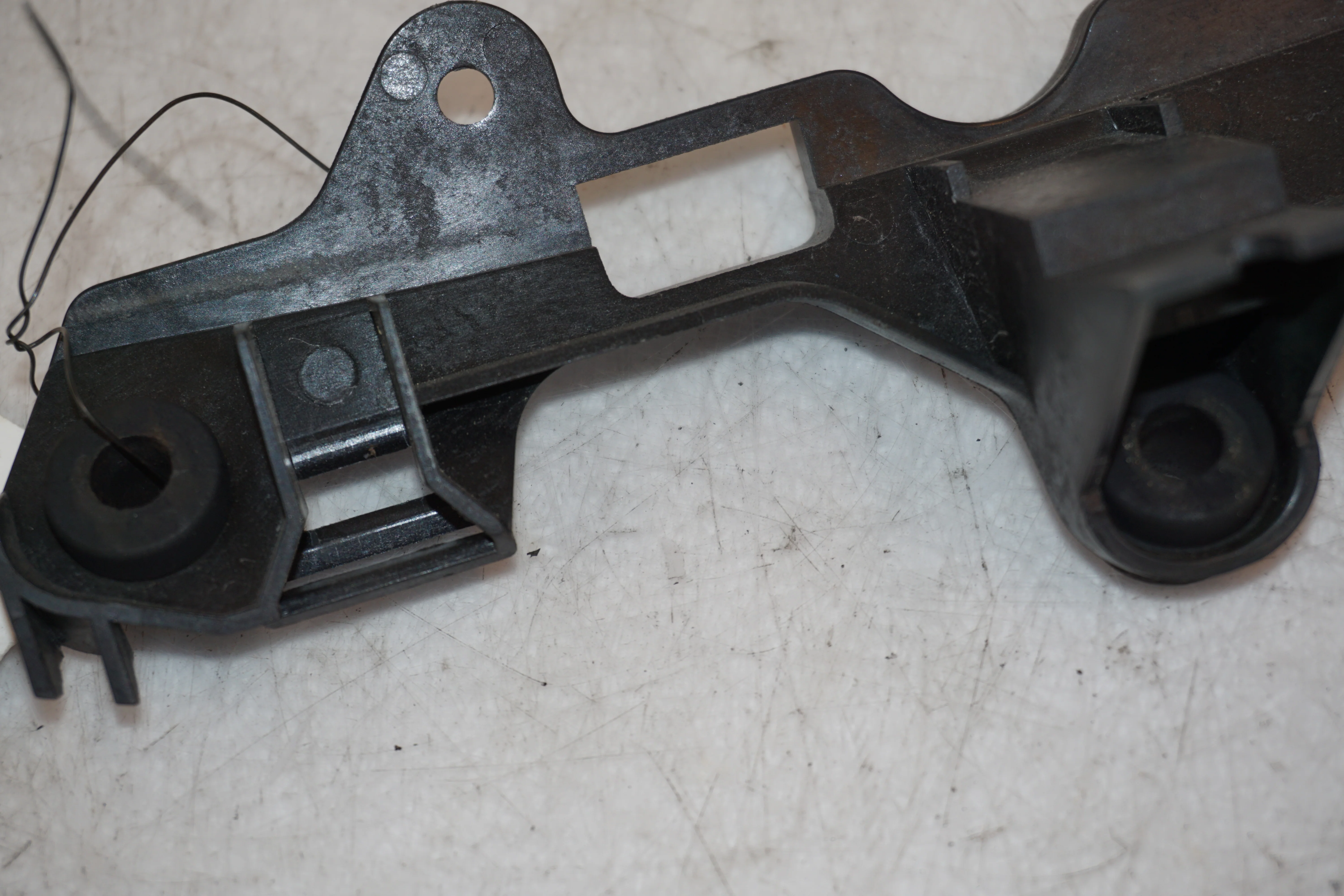 Instrumentpanelsfäste - Image 7