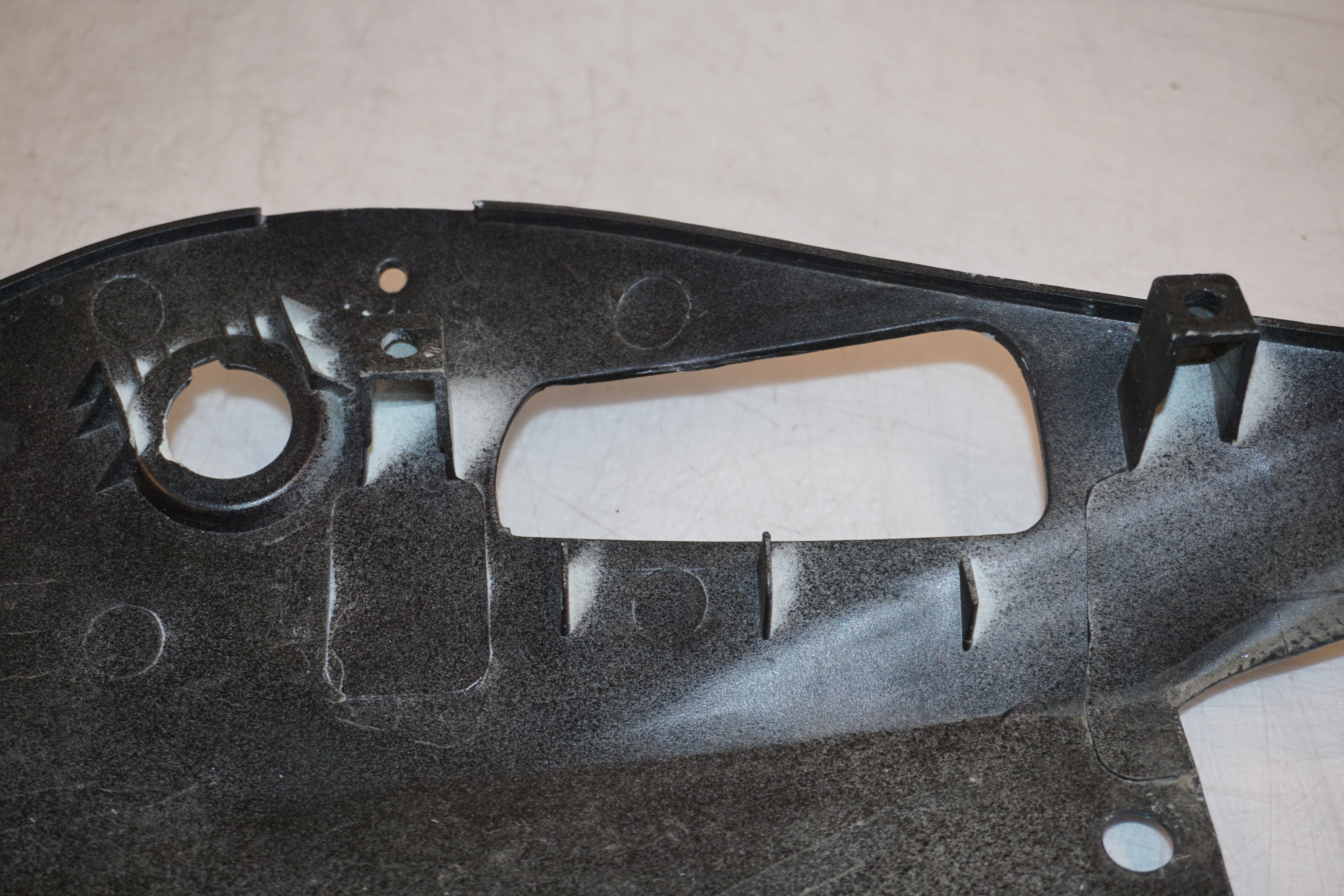 Undertail - Image 10
