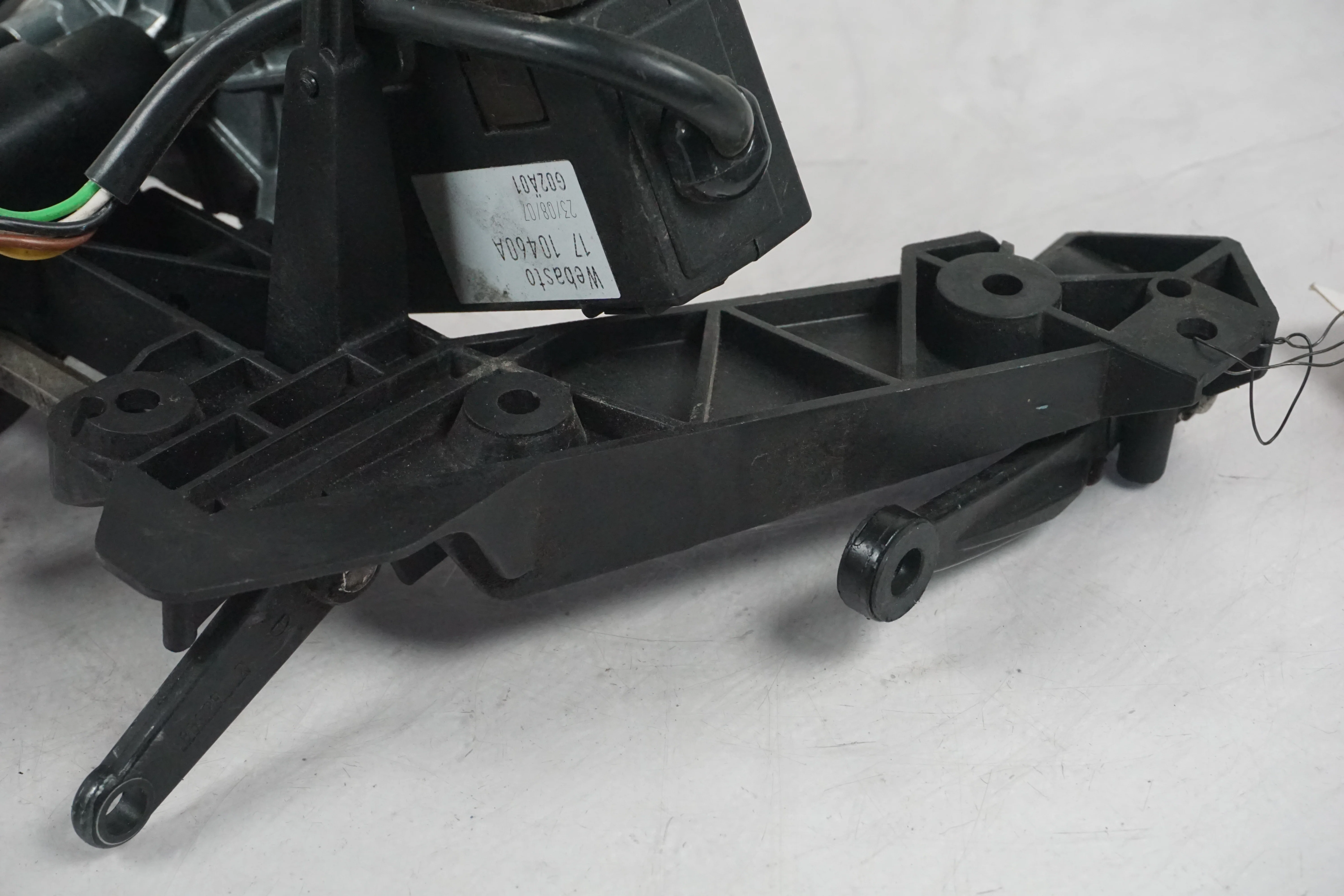Vindrutemotor - Image 6