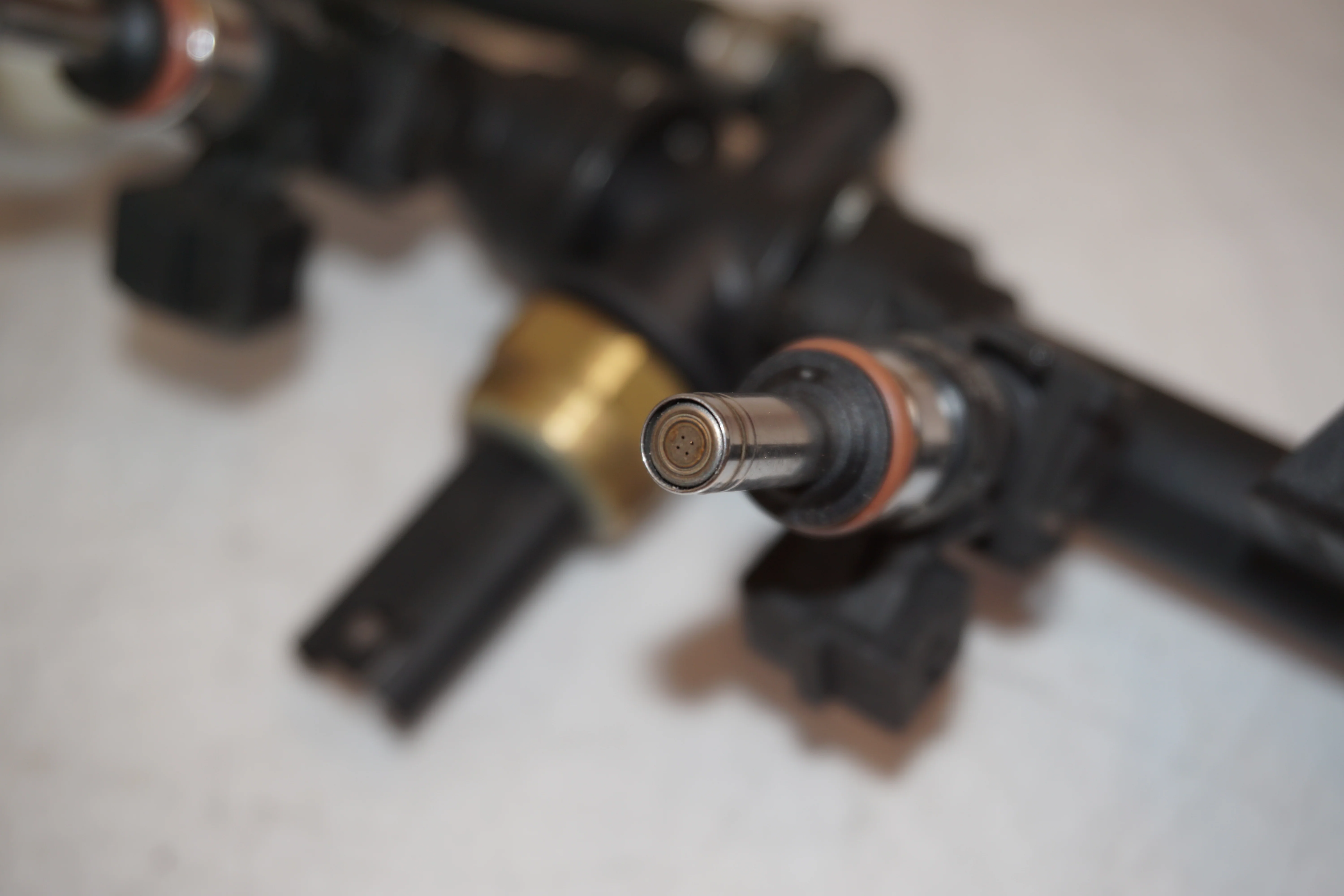 Fuel Rail - Image 6