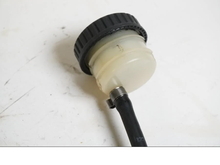 Bromshuvudcylinder - Image 3