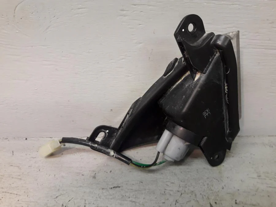 Blinkers - Image 2