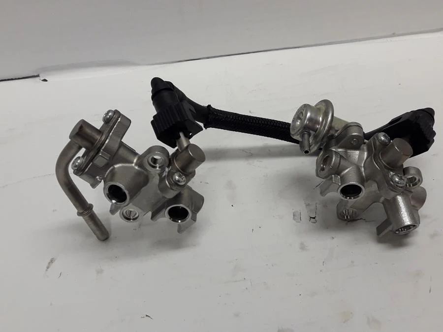 Fuel Rail - Image 2