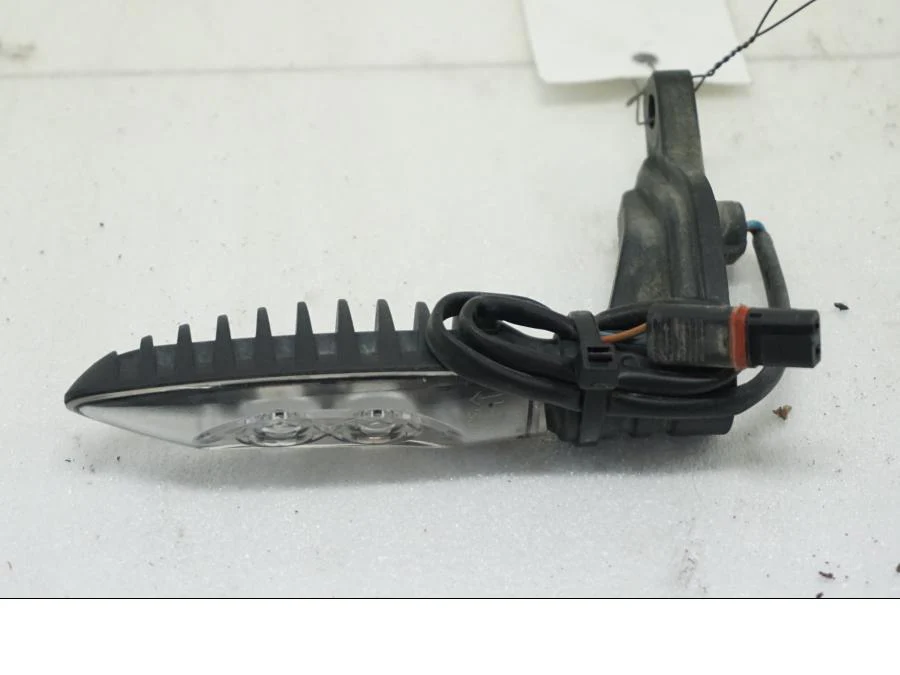 Blinkers - Image 3