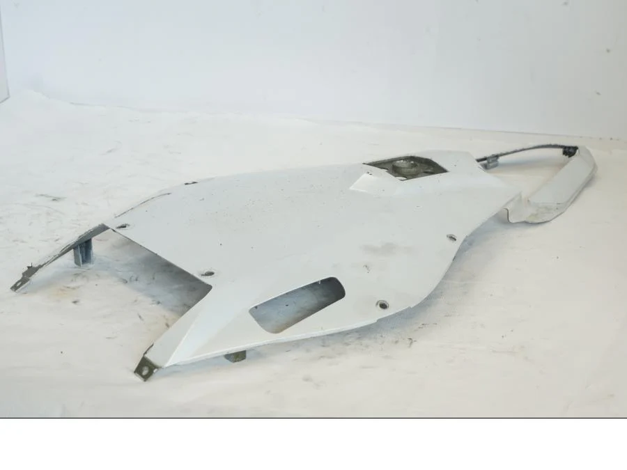 Undertail - Image 2
