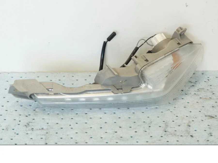 Blinkers - Image 6