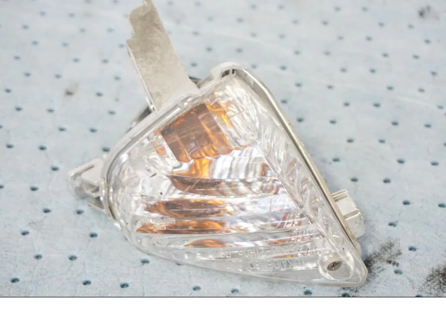 Blinkers - Image 7