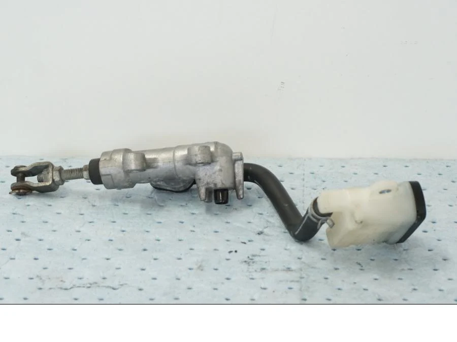 Bromshuvudcylinder - Image 4