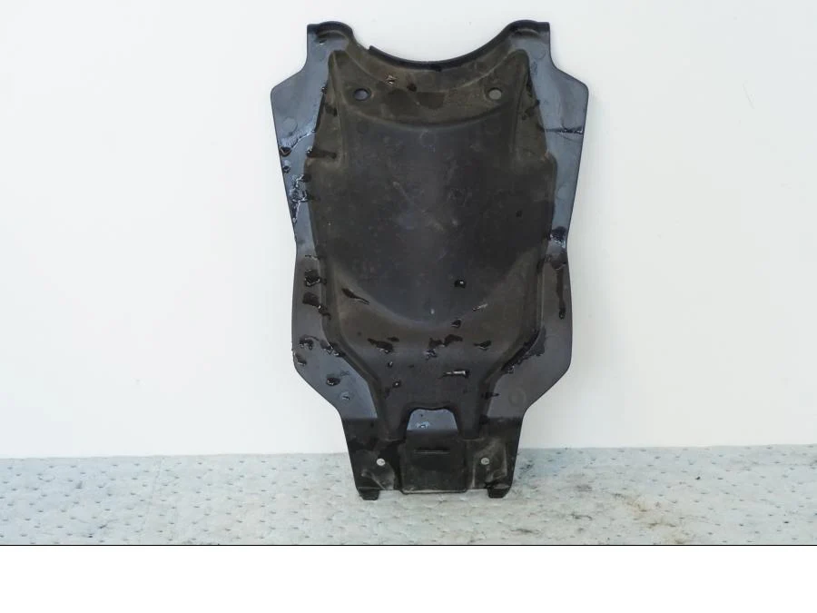 Undertail - Image 2
