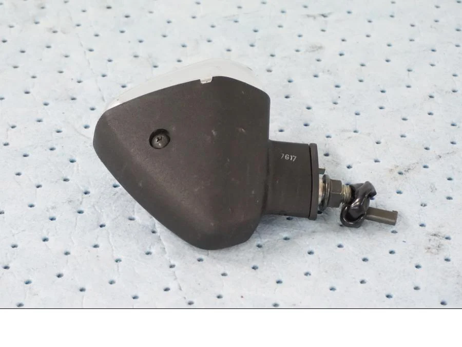 Blinkers - Image 5