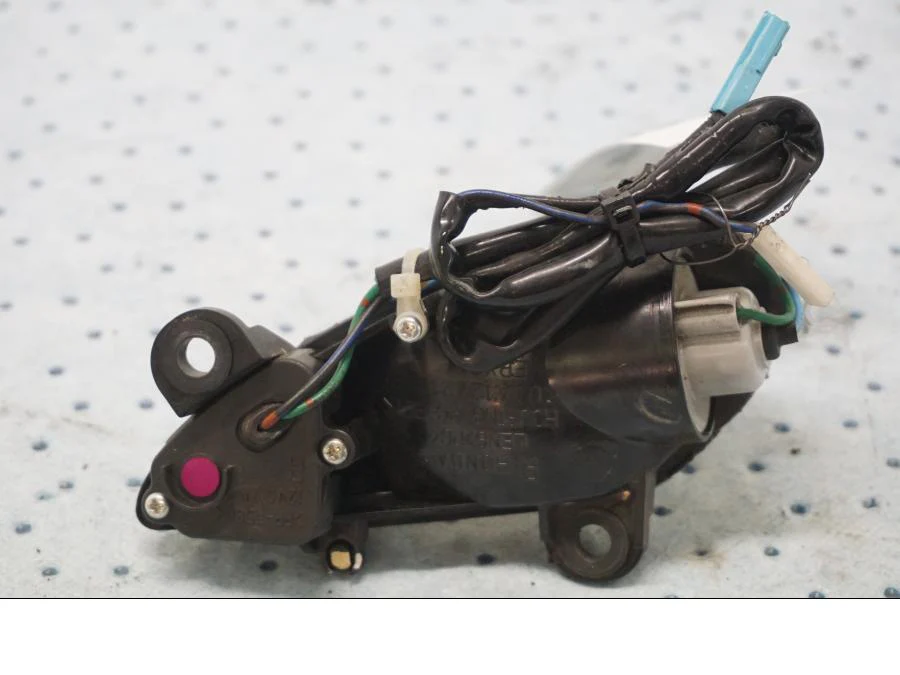 Blinkers - Image 2