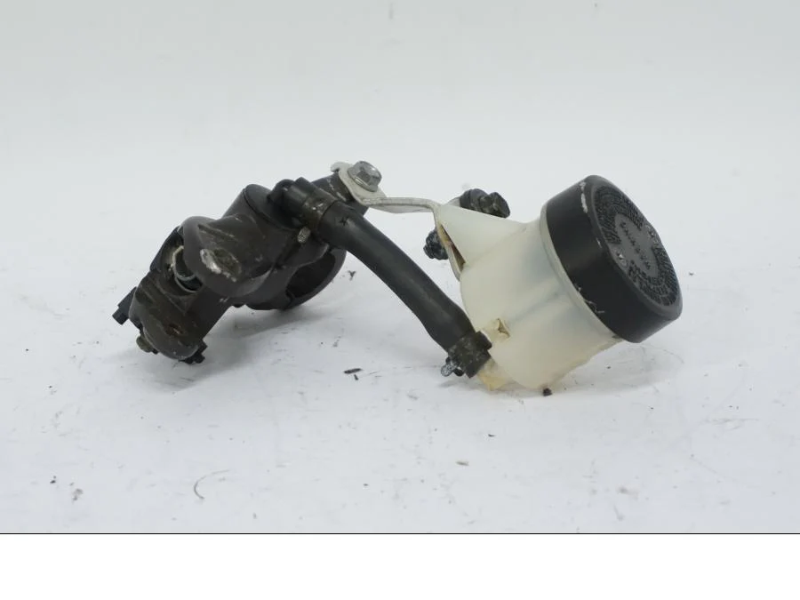 Bromshuvudcylinder - Image 2