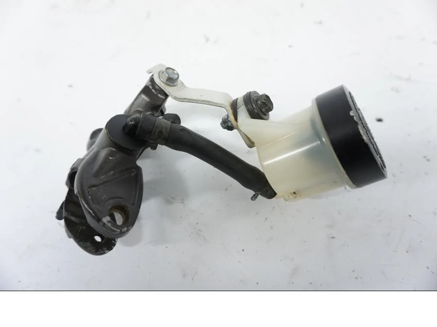 Bromshuvudcylinder - Image 5